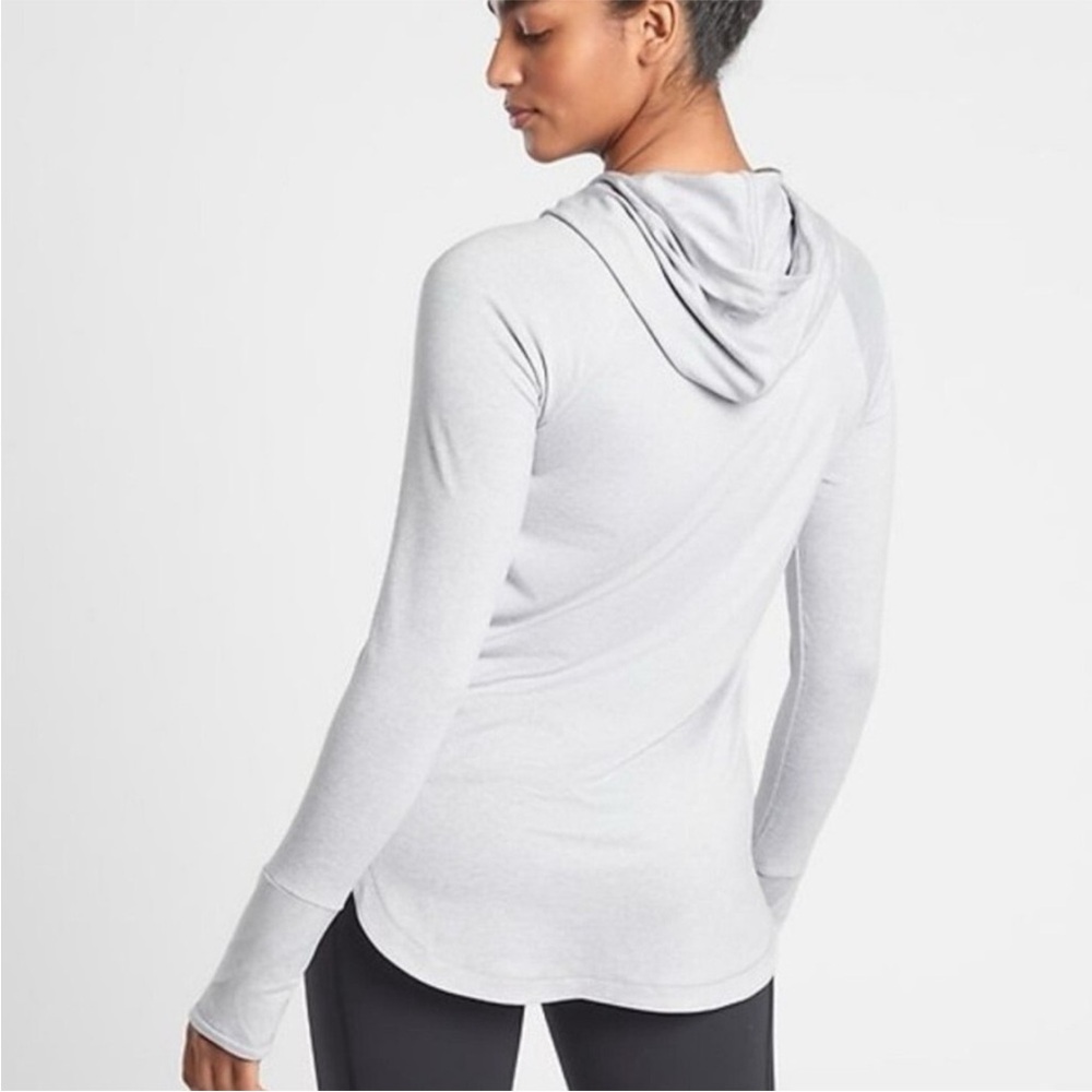Athleta Light Heather Grey Uptempo Hoodie Size 1X - Picture 2 of 16